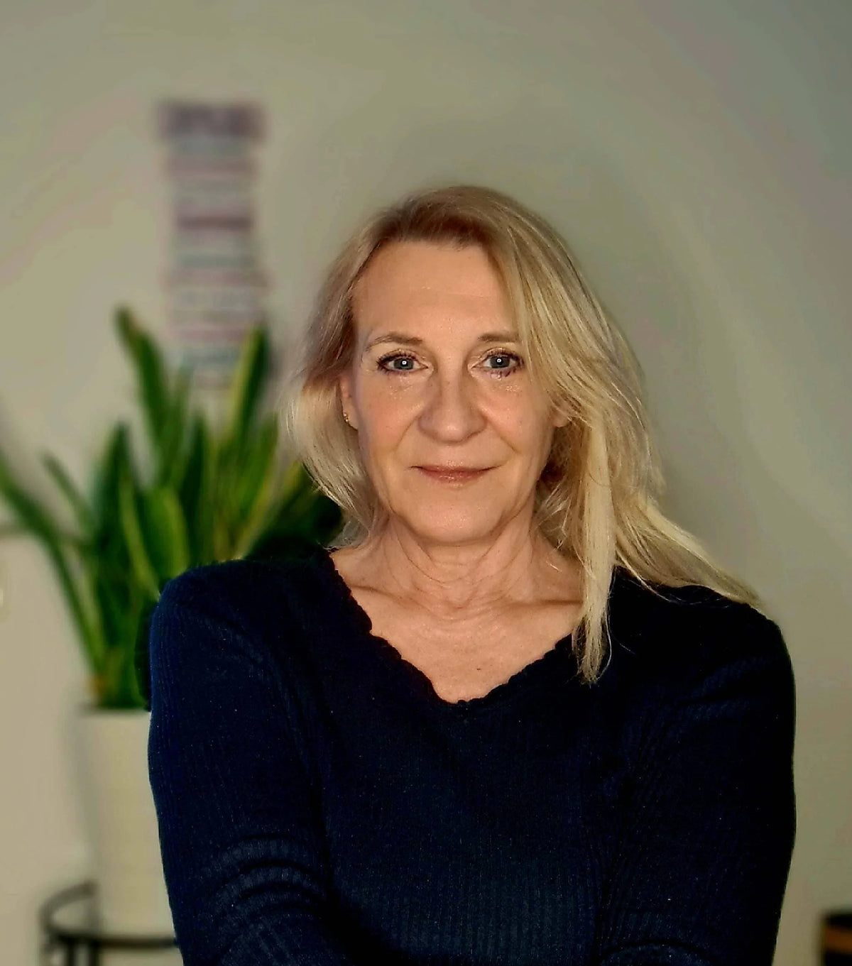 Potrait von Monica Neuböck, Seminarleiterin, Schwerpunkt Selbstliebe